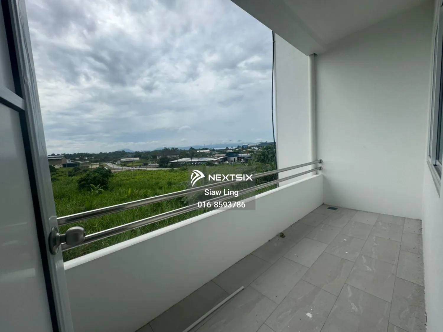 Semi-detached House For Sale in Kuching Sarawak - Image 10