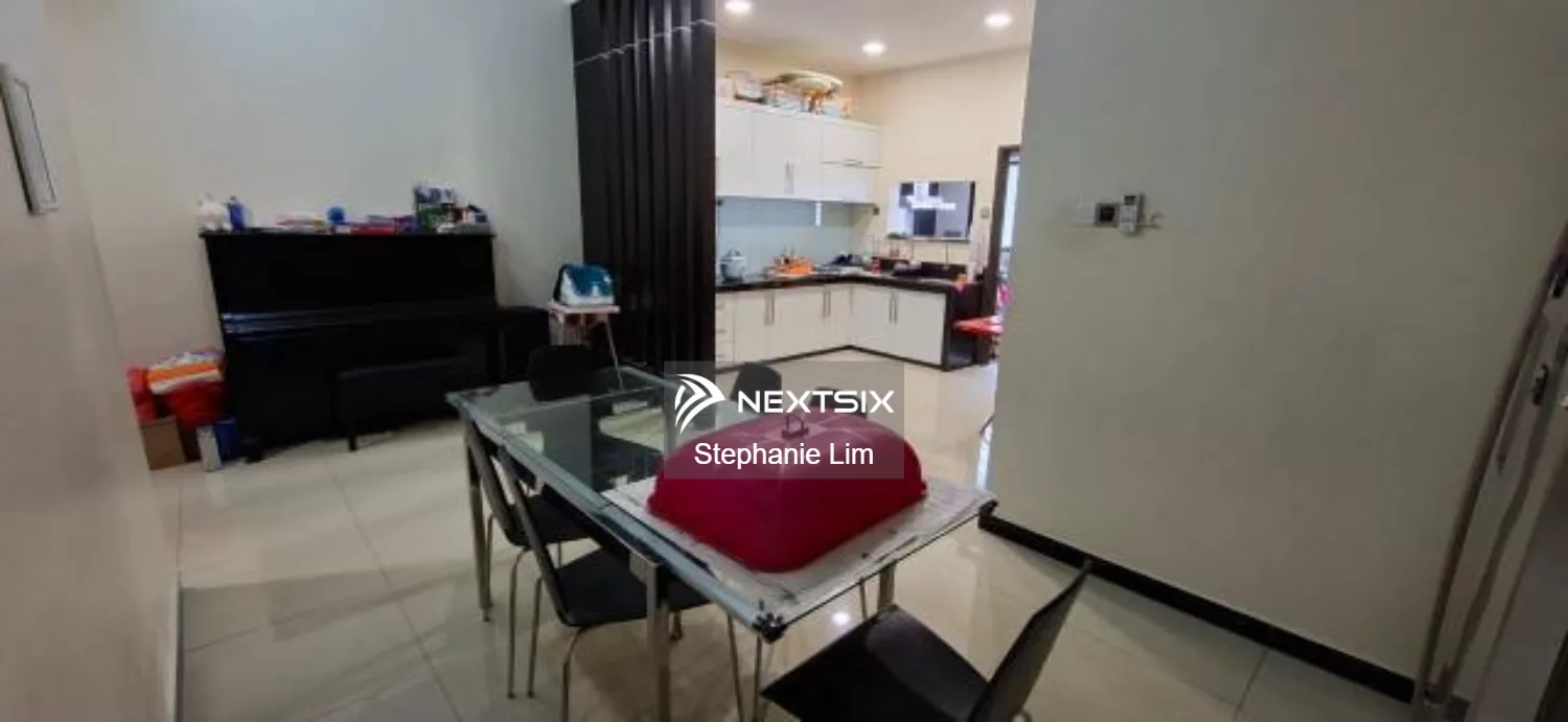 3-sty Terrace/Link House For Sale in Klang Selangor - Image 8
