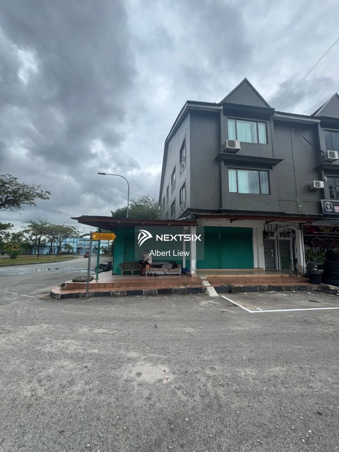 Shop For Sale in Tampoi Johor
