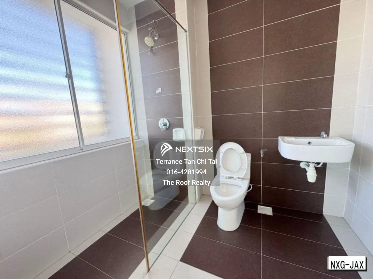 Semi-detached House For Rent in Klang Selangor - Image 9