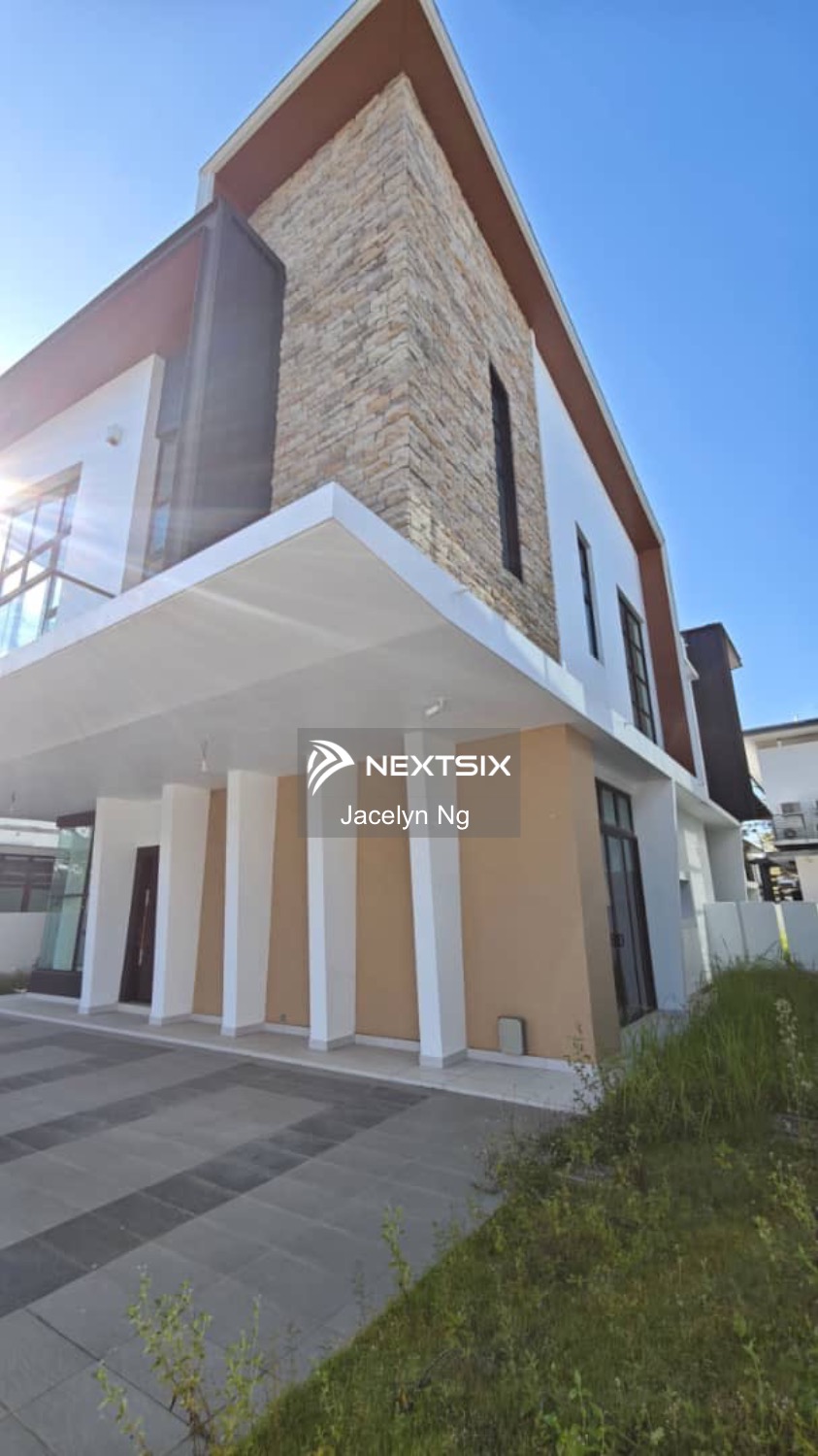 Bungalow For Sale in Gelang Patah Johor - Image 5