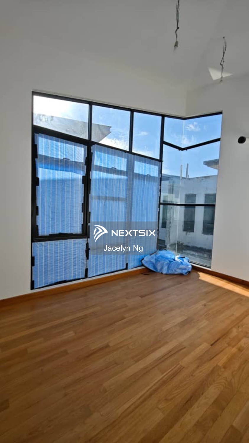 Bungalow For Sale in Gelang Patah Johor - Image 7