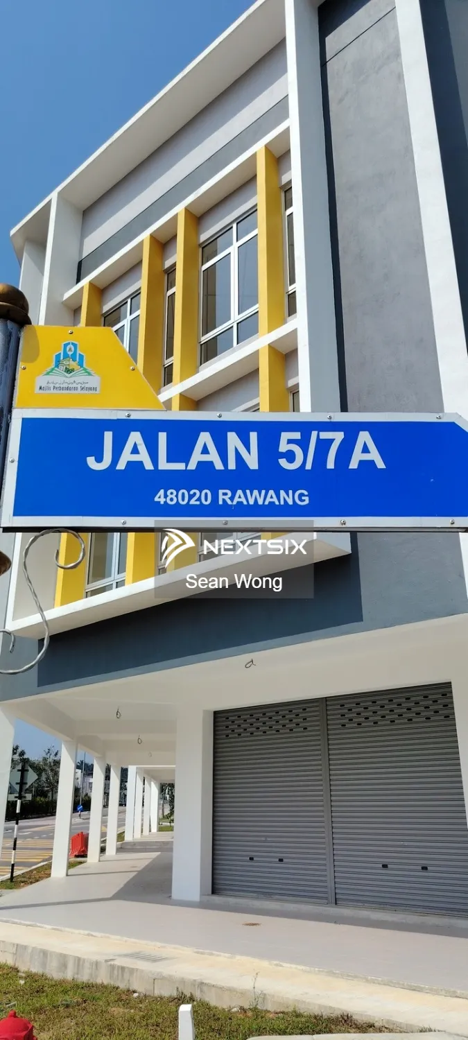 Shop For Rent in Rawang Selangor - Image 5