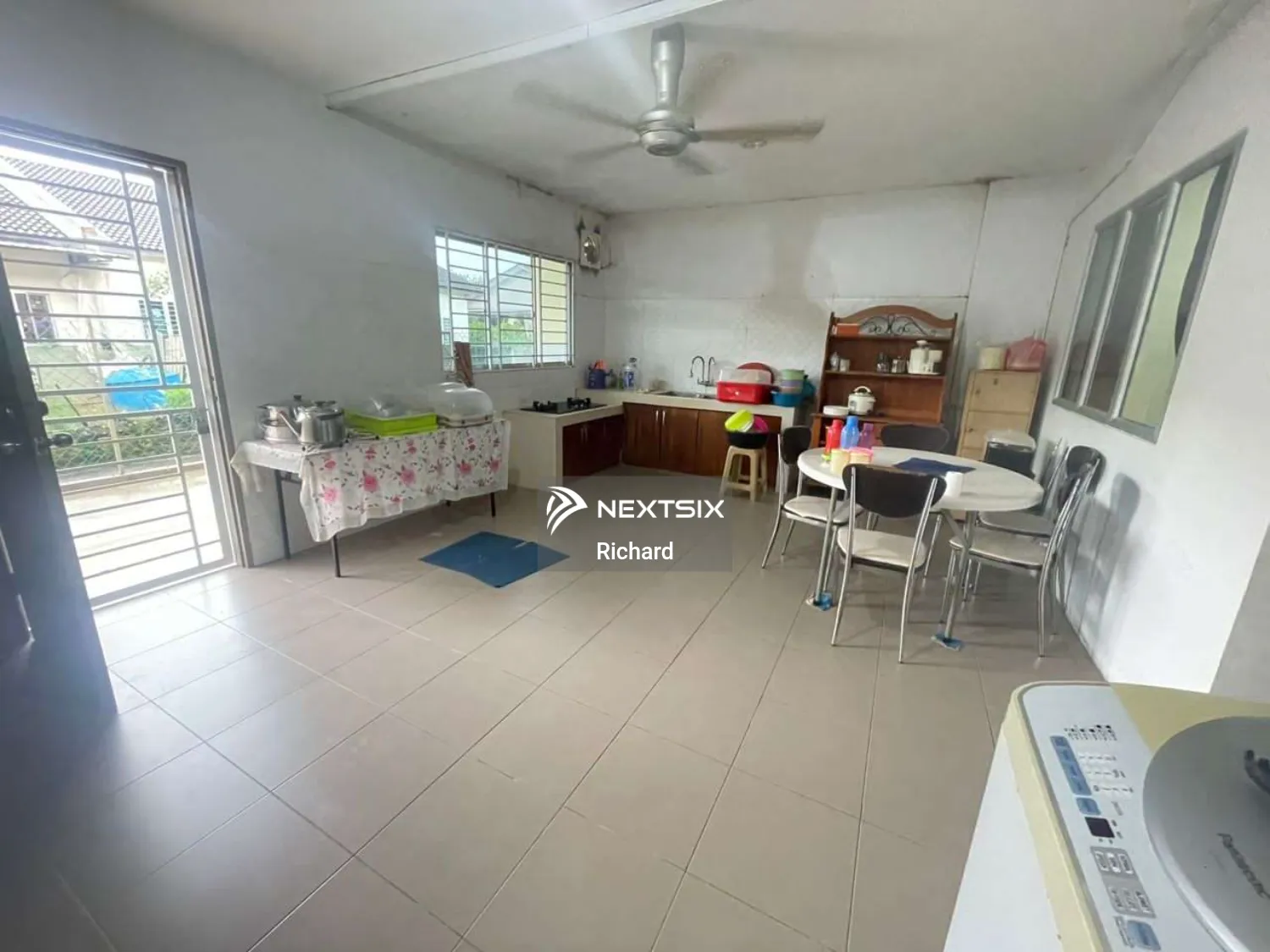 1-sty Terrace/Link House For Sale in Kuching Sarawak - Image 5