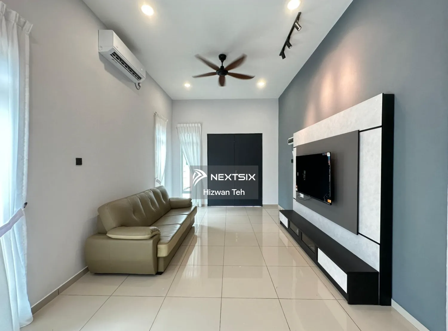 Semi-detached House For Sale in Balok Pahang - Image 8