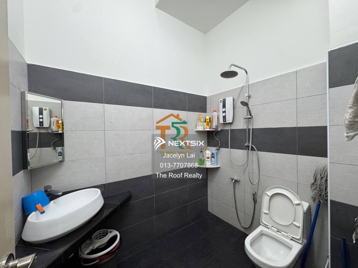 1.5-sty Terrace/Link House For Sale in Batu Pahat Johor - Image 10