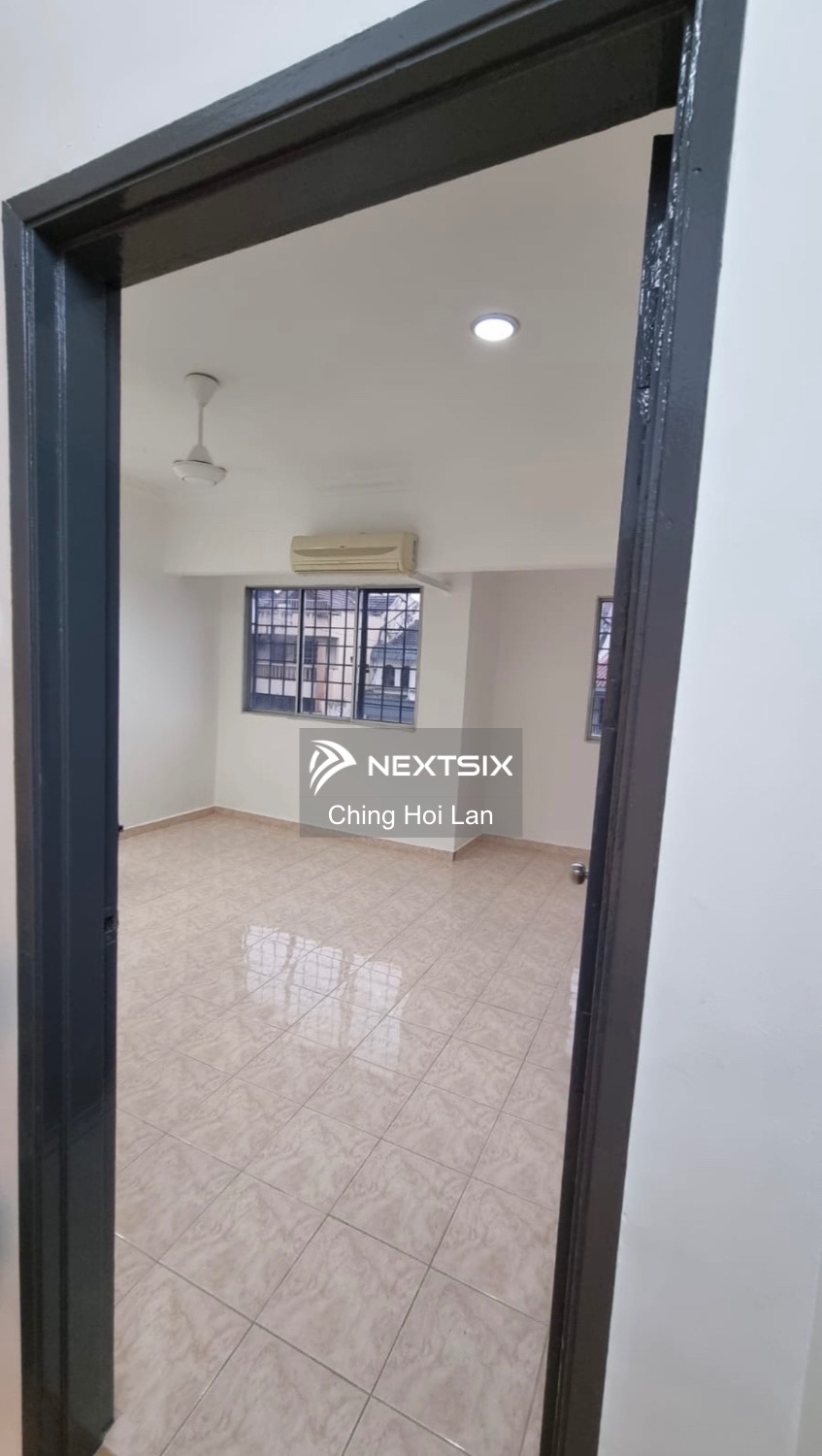 2-sty Terrace/Link House For Sale in Batu Caves Selangor - Image 9