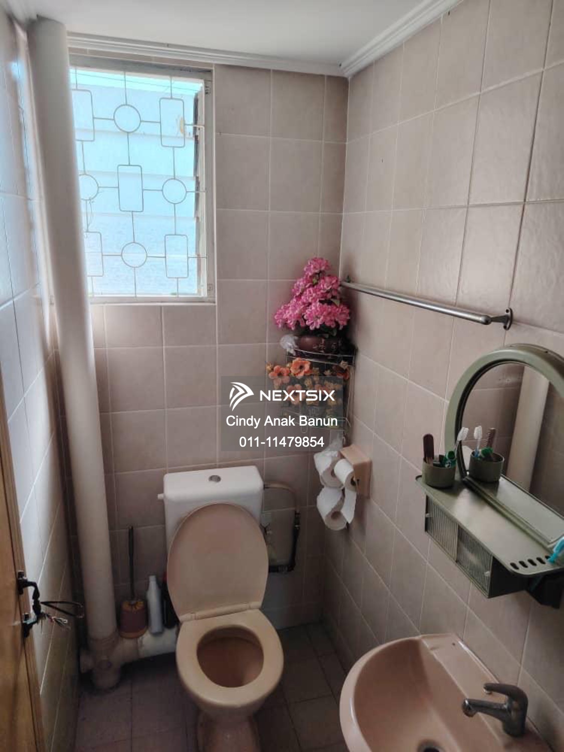 Semi-detached House For Sale in Kuching Sarawak - Image 9