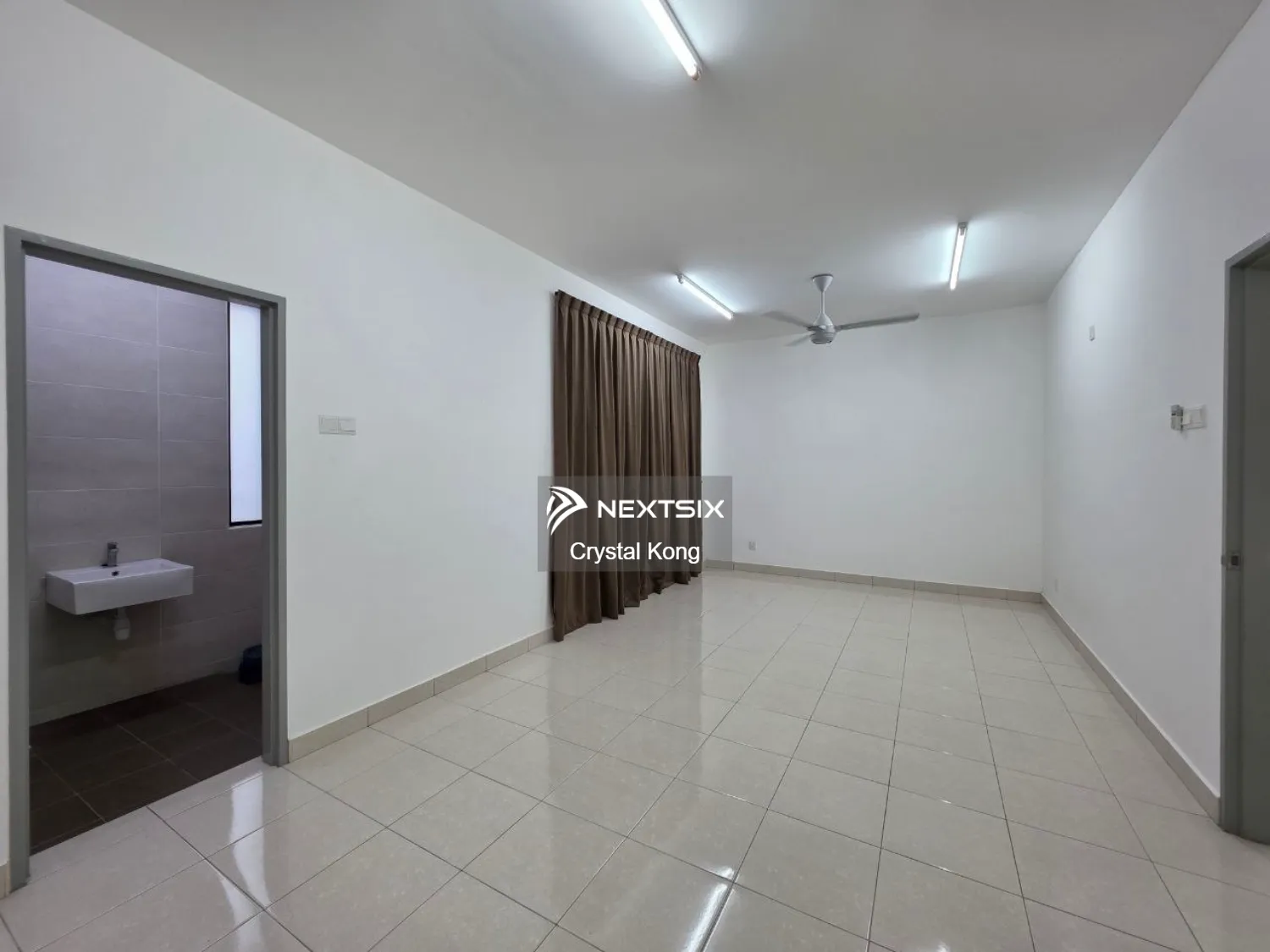 2-sty Terrace/Link House For Sale in Setia Indah Johor - Image 5