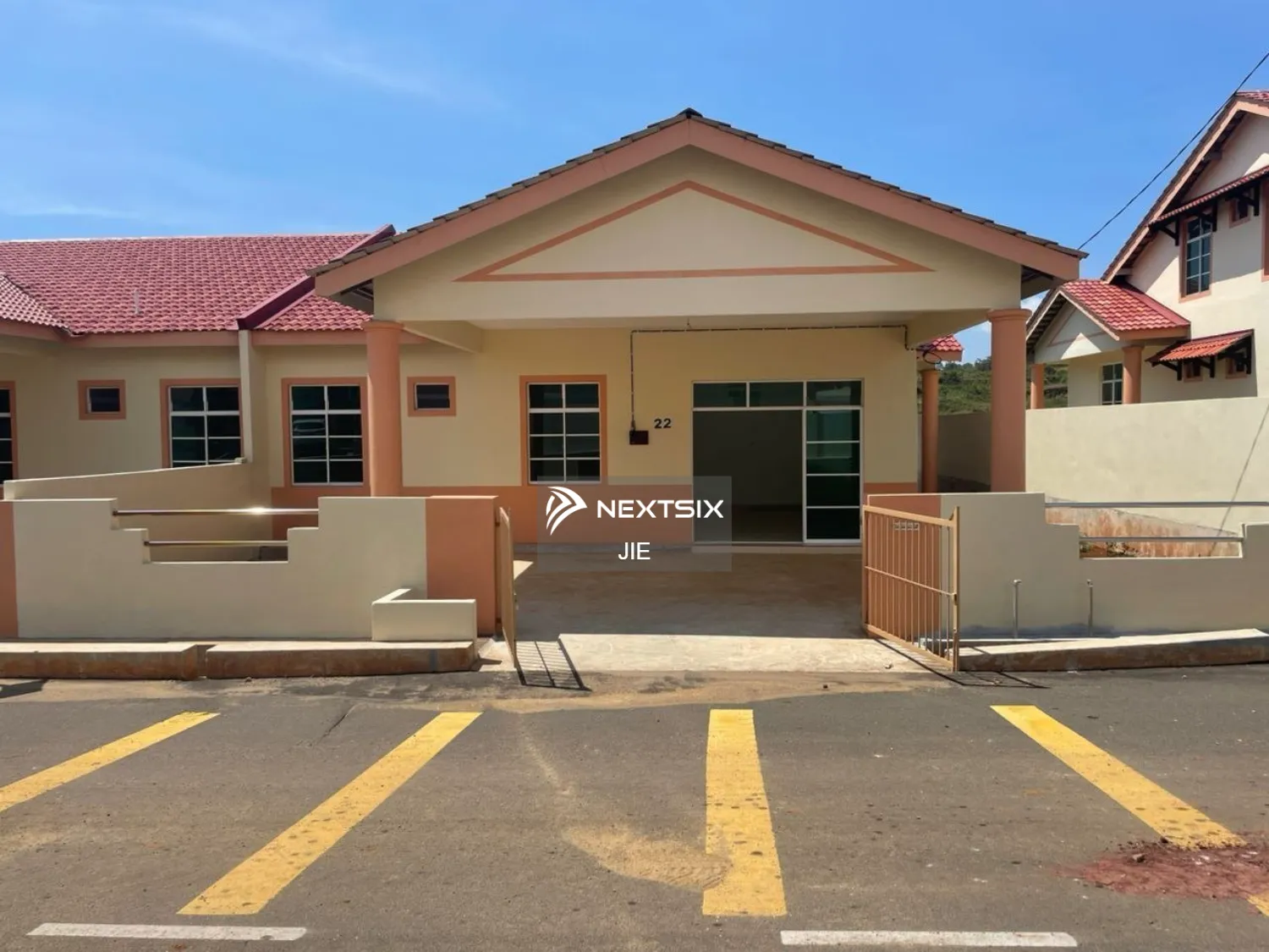 Semi-detached House For Sale in Kuantan Pahang