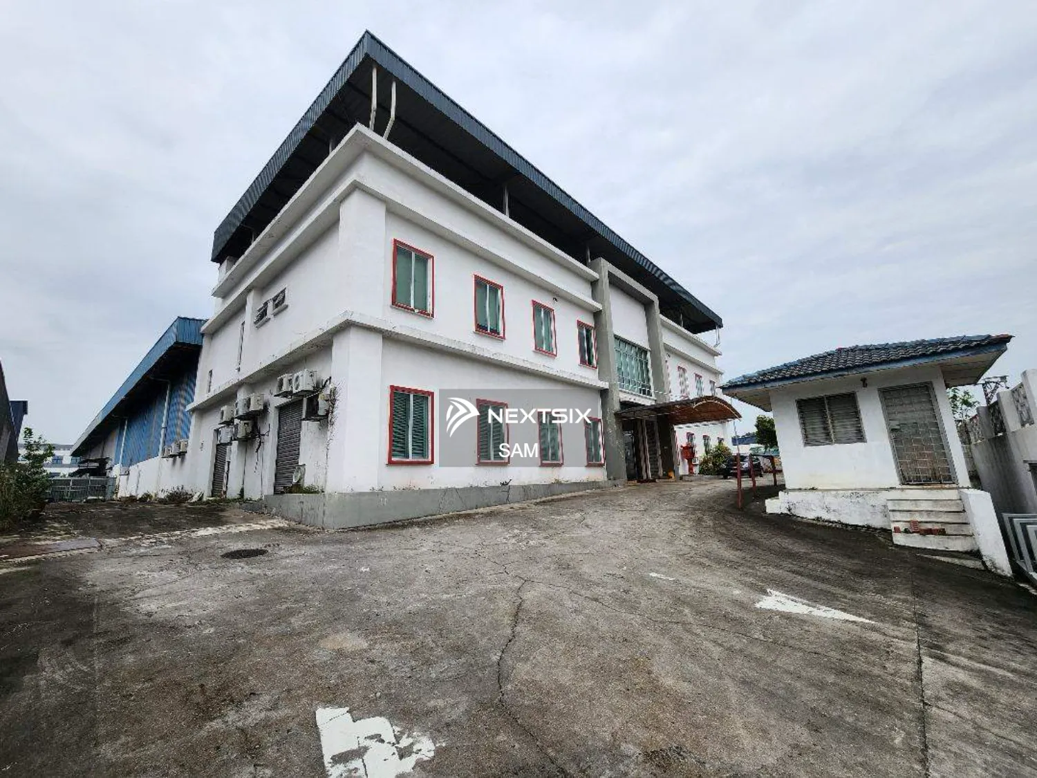 Detached Factory For Rent in Puchong Selangor