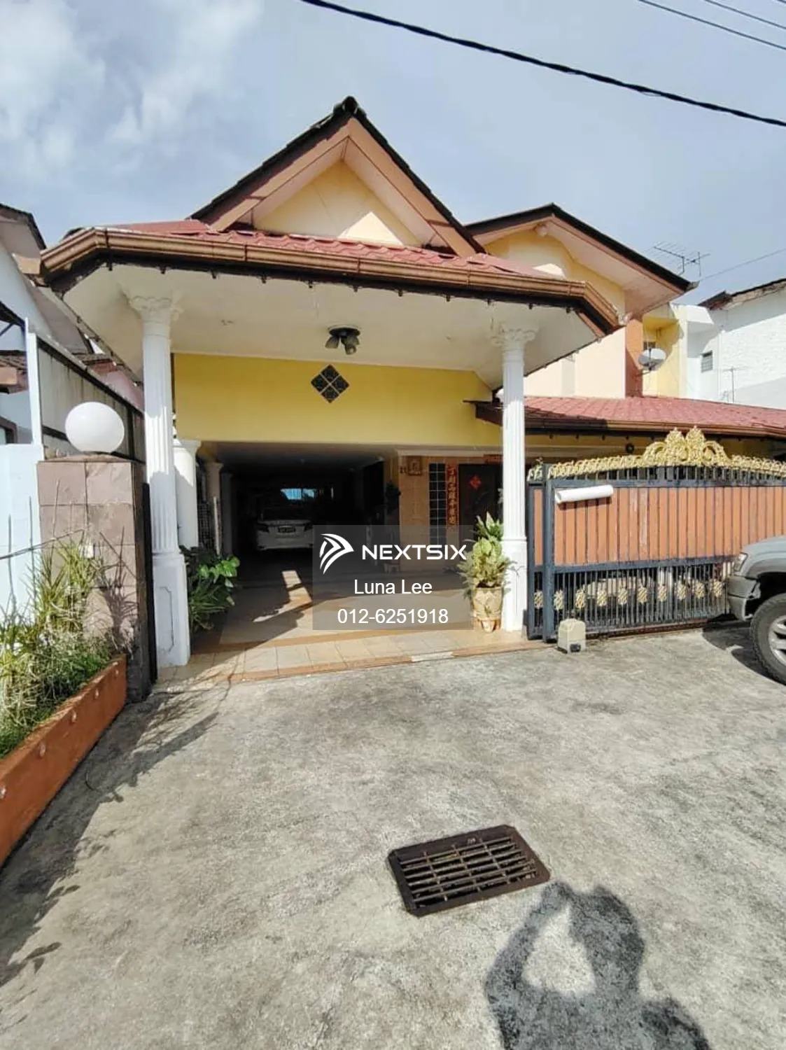 Semi-detached House For Sale in Kuching Sarawak