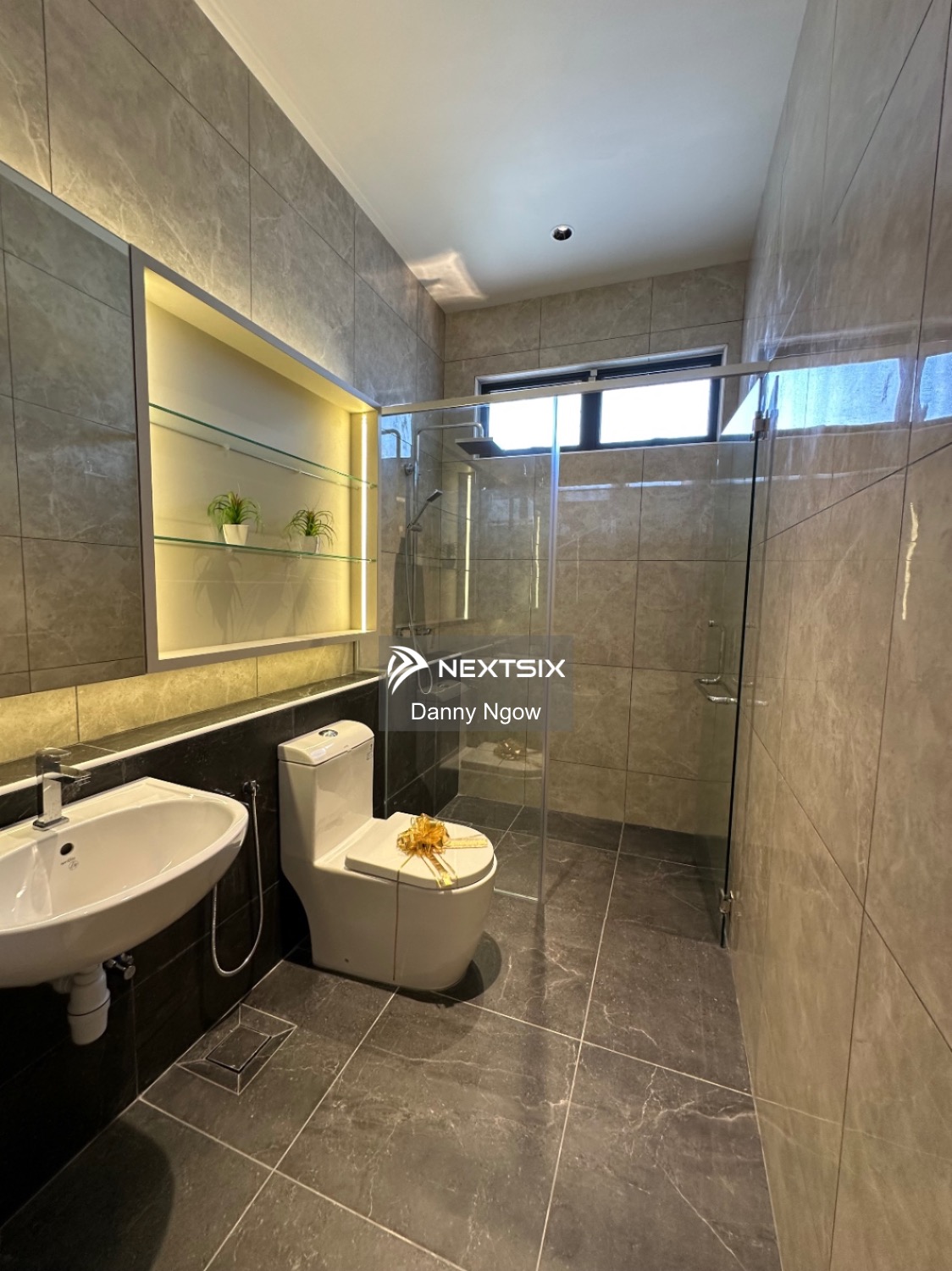 Semi-detached House For Sale in Batu Pahat Johor - Image 9