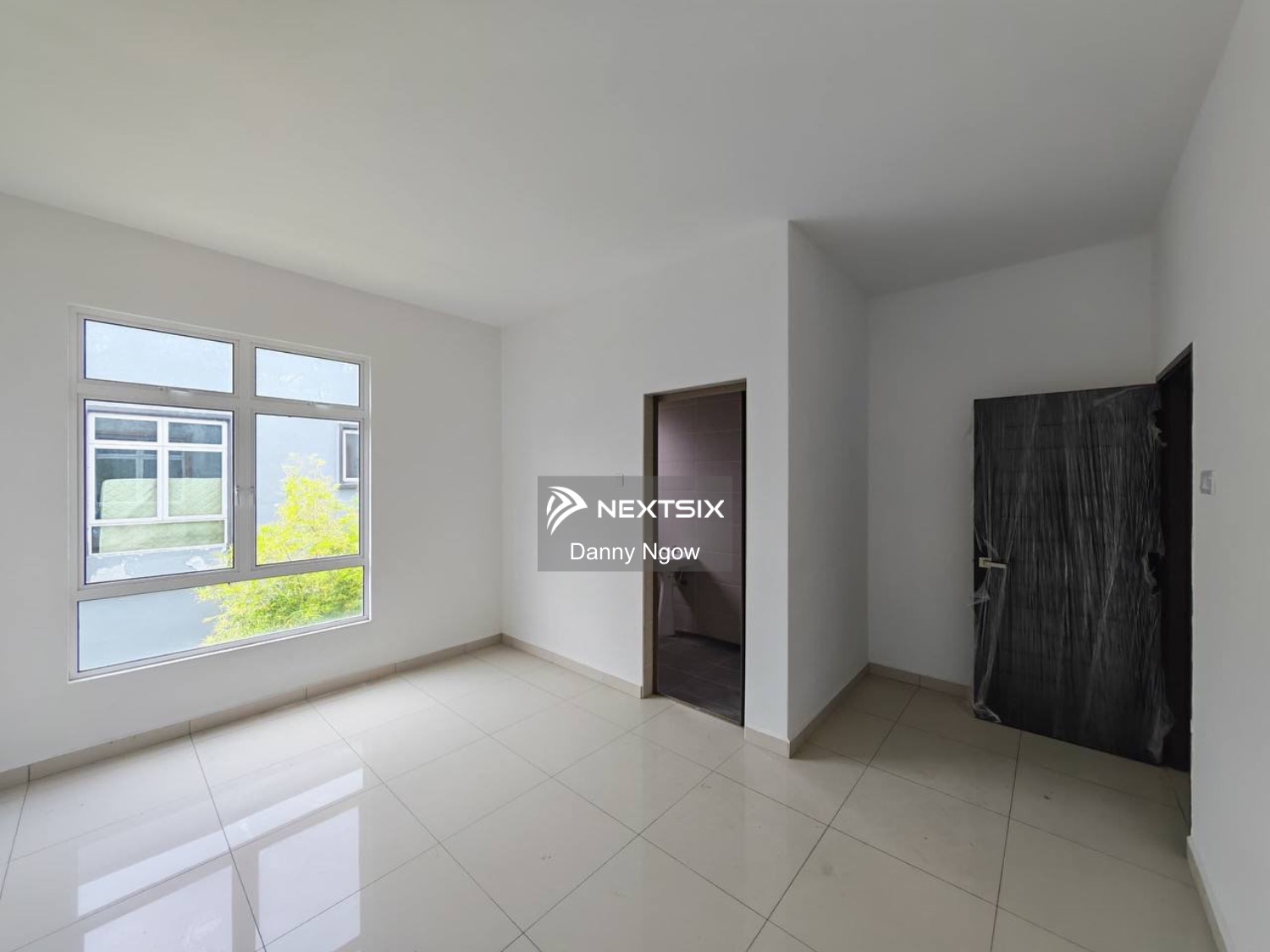 Semi-detached House For Sale in Batu Pahat Johor - Image 7