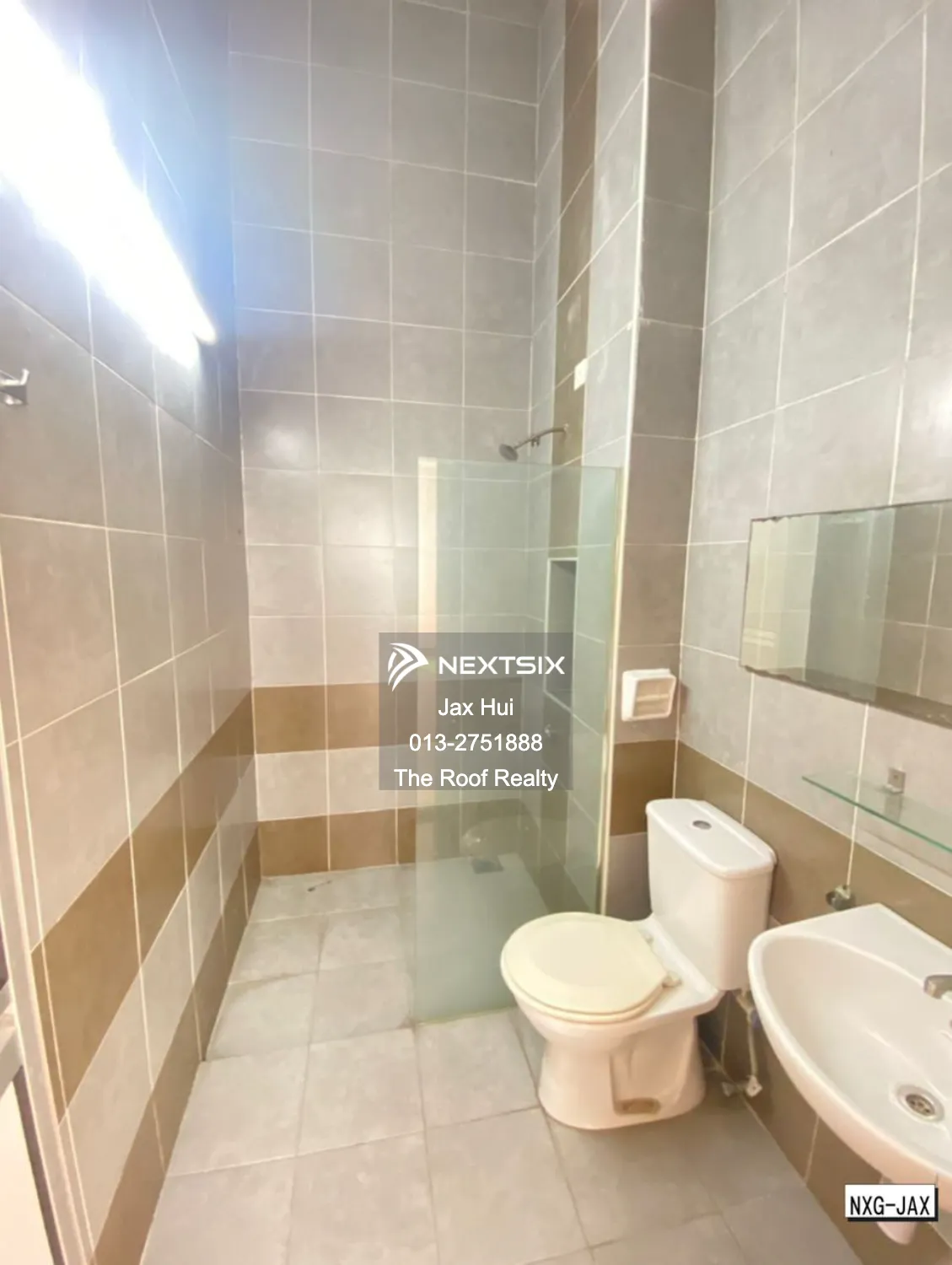 Semi-detached House For Sale in Aman Perdana Selangor - Image 11