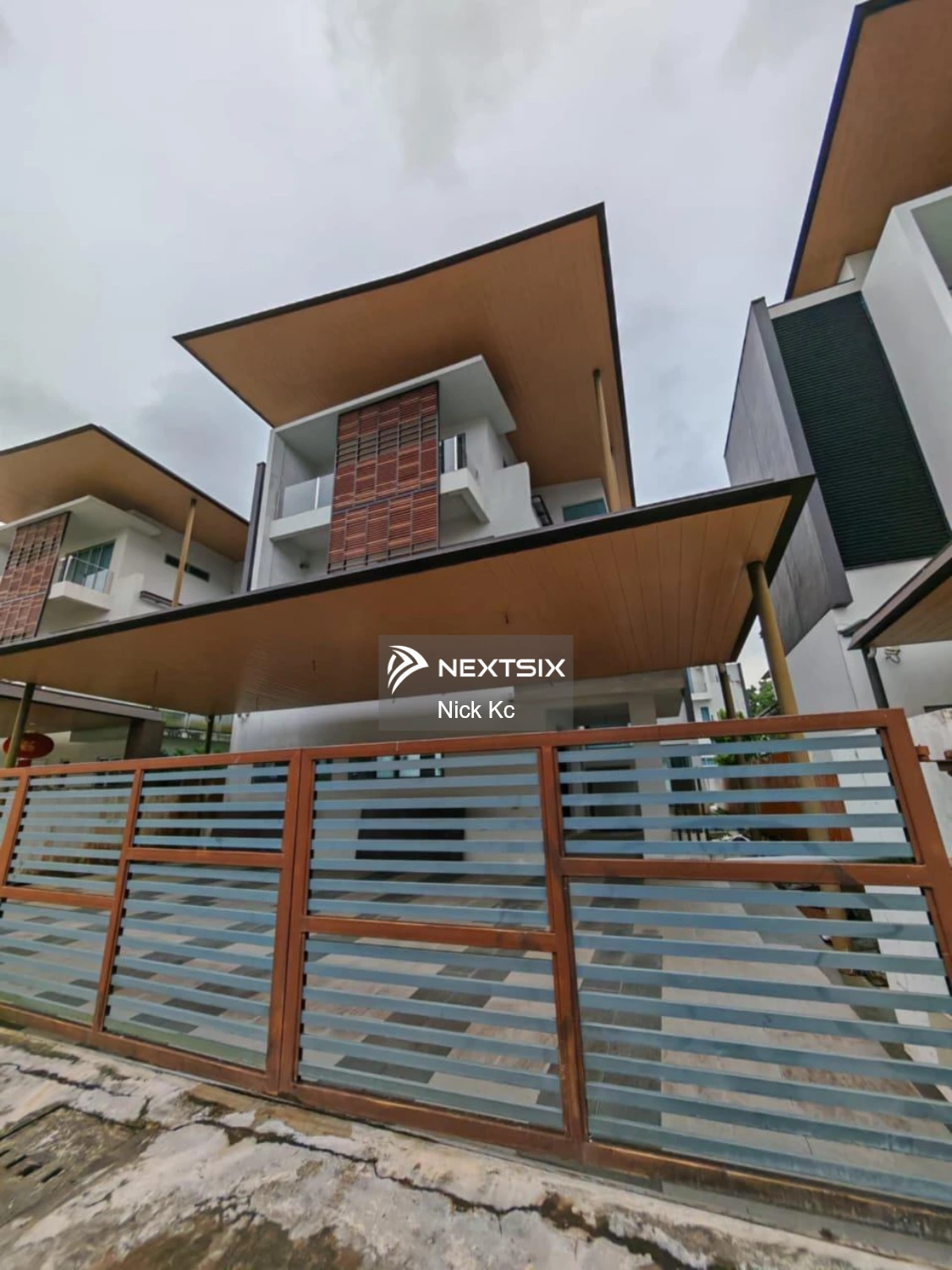 Bungalow For Sale in Kuching Sarawak - Image 8
