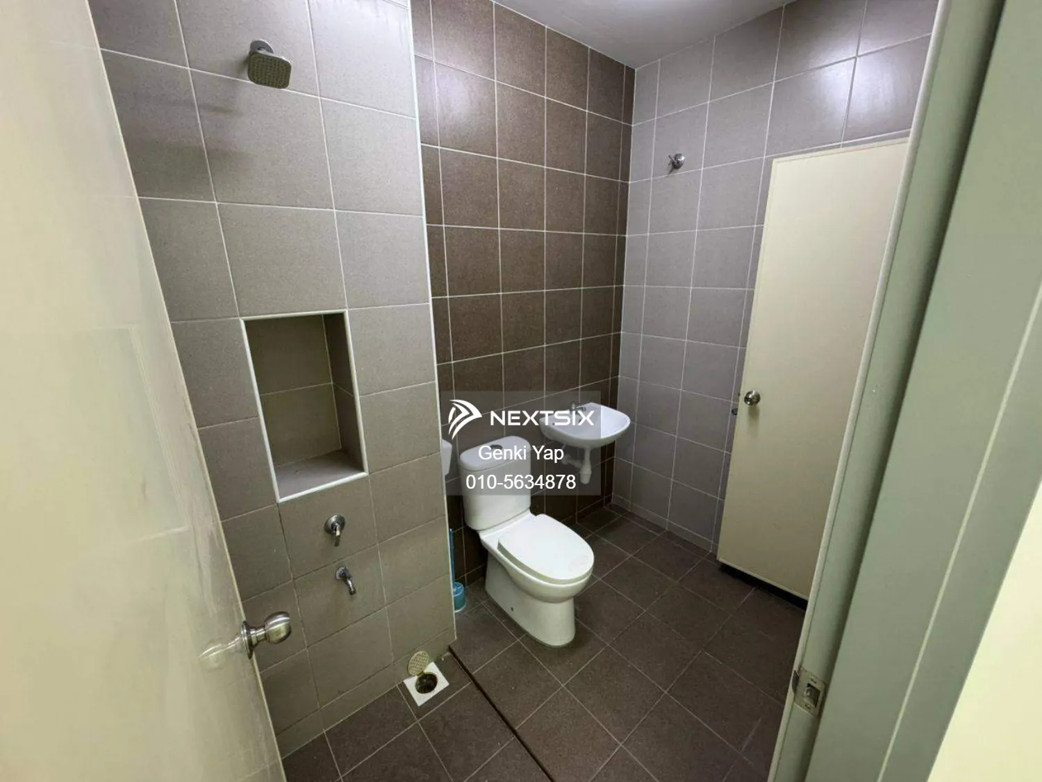 2-sty Terrace/Link House For Sale in Johor Bahru Johor - Image 8