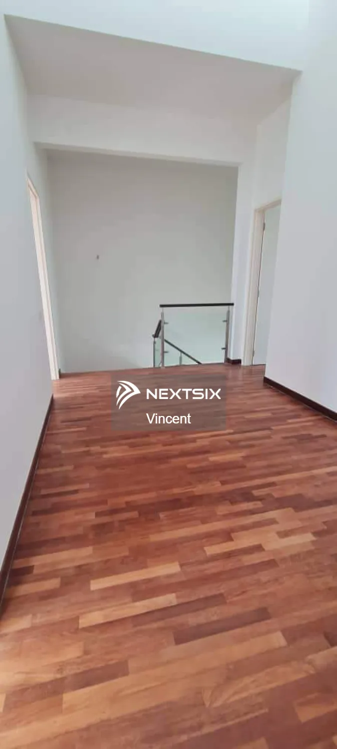 Semi-detached House For Sale in Semenyih Selangor - Image 7