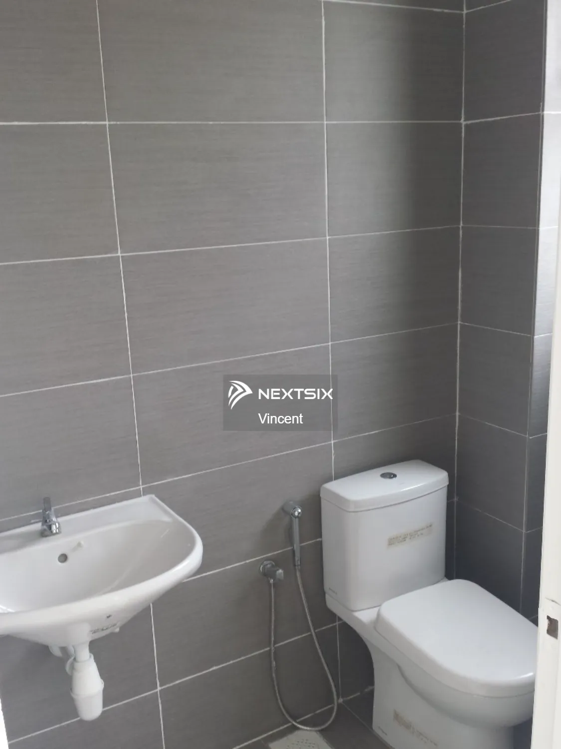 2-sty Terrace/Link House For Sale in Seri Kembangan Selangor - Image 10