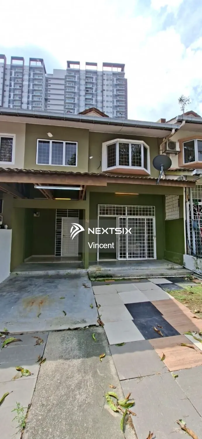 2.5-sty Terrace/Link House For Sale in Seri Kembangan Selangor