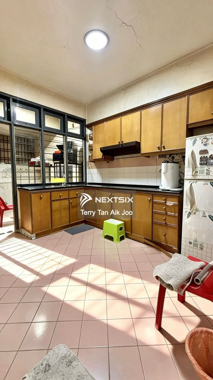 2-sty Terrace/Link House For Sale in Ulu Tiram Johor - Image 7