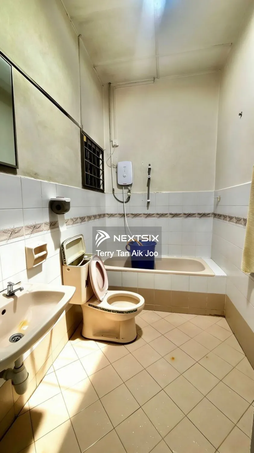 2-sty Terrace/Link House For Sale in Ulu Tiram Johor - Image 9