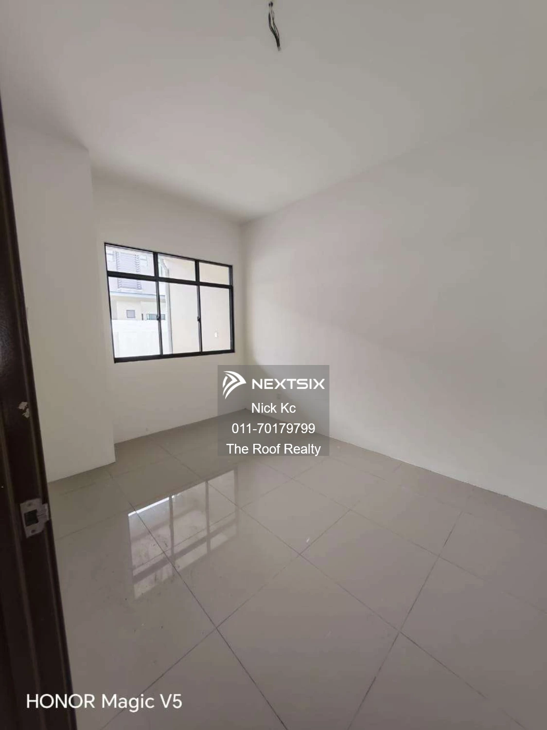 2-sty Terrace/Link House For Sale in Kota Samarahan Sarawak - Image 9