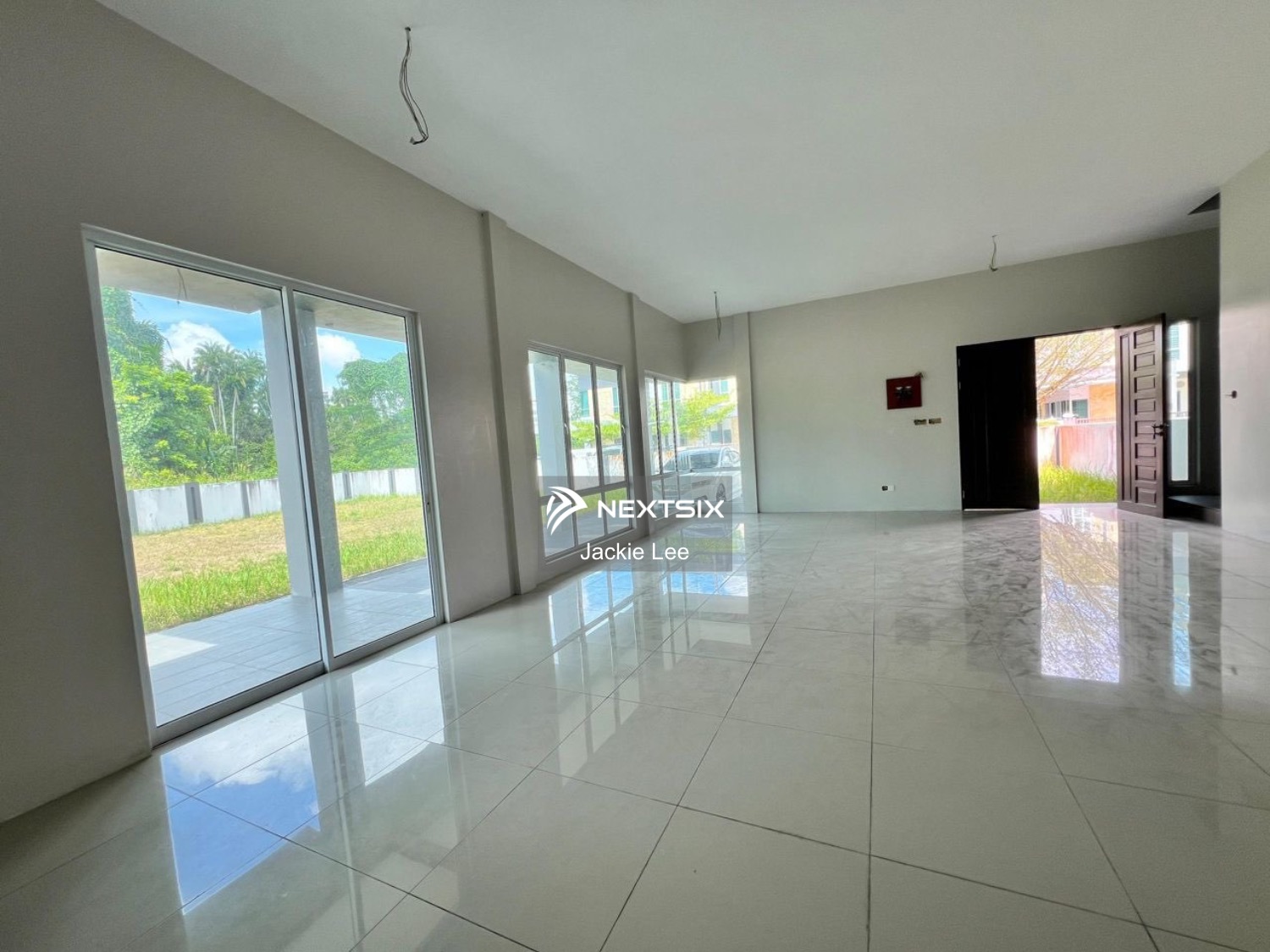 Semi-detached House For Sale in Kuching Sarawak - Image 6