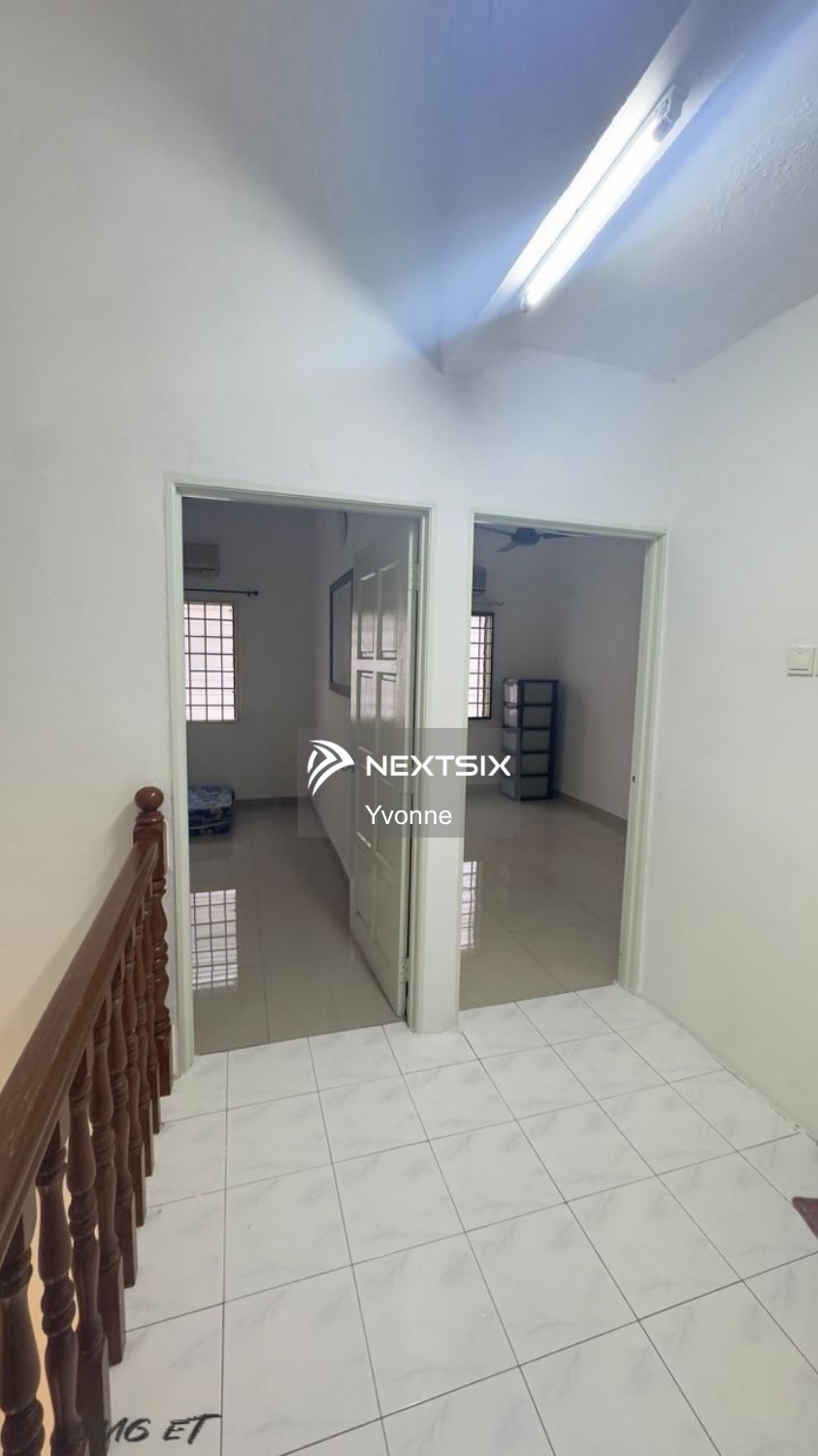 2-sty Terrace/Link House For Sale in Klang Selangor - Image 7