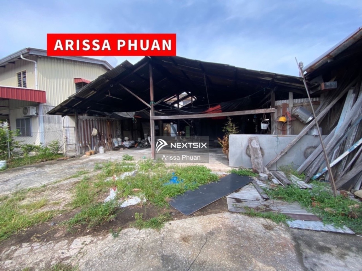 Bungalow For Sale in Tanjung Bungah Penang - Image 7