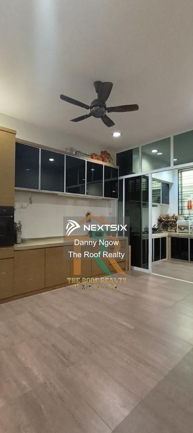 Semi-detached House For Sale in Batu Pahat Johor - Image 10