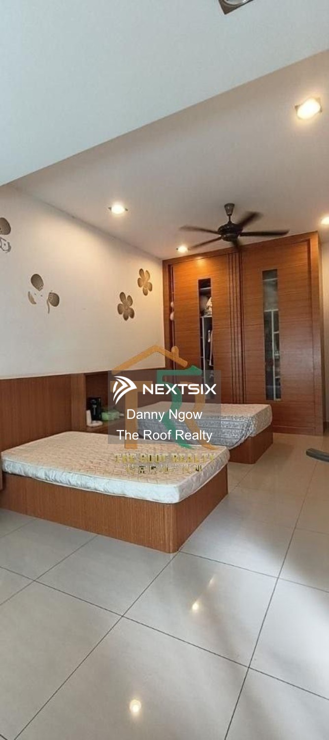 Semi-detached House For Sale in Batu Pahat Johor - Image 15