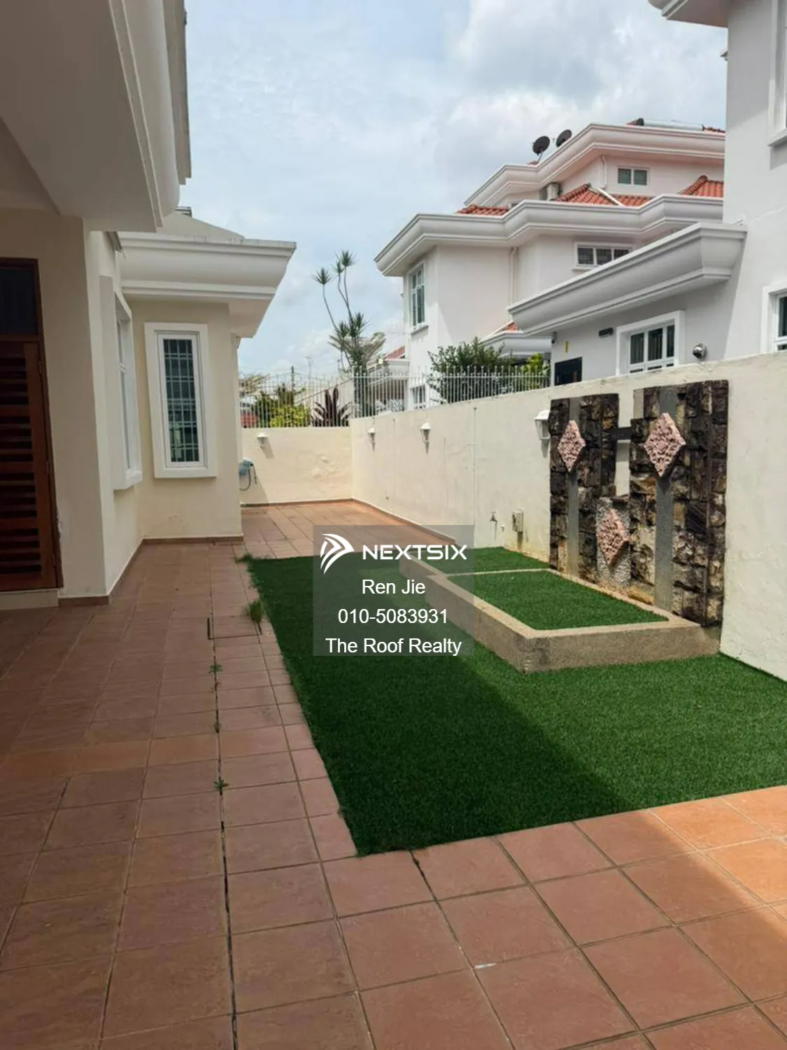 Semi-detached House For Sale in Semabok Melaka