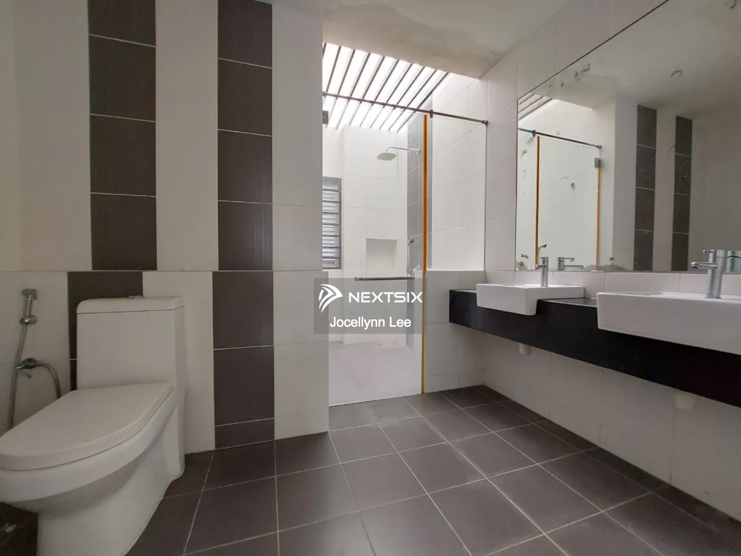 3-sty Terrace/Link House For Sale in Batu Maung Penang - Image 18