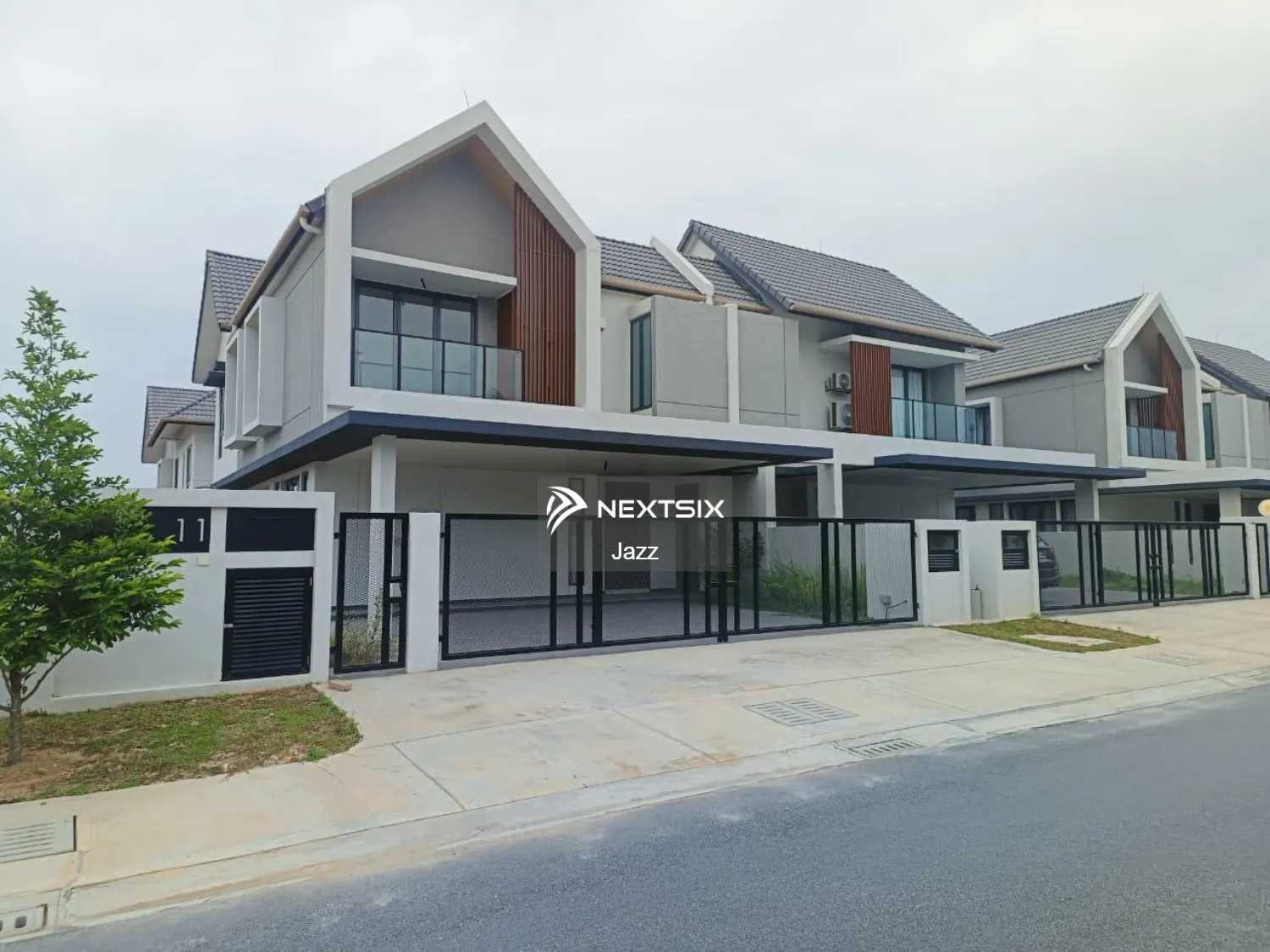 Semi-detached House For Sale in Sepang Selangor