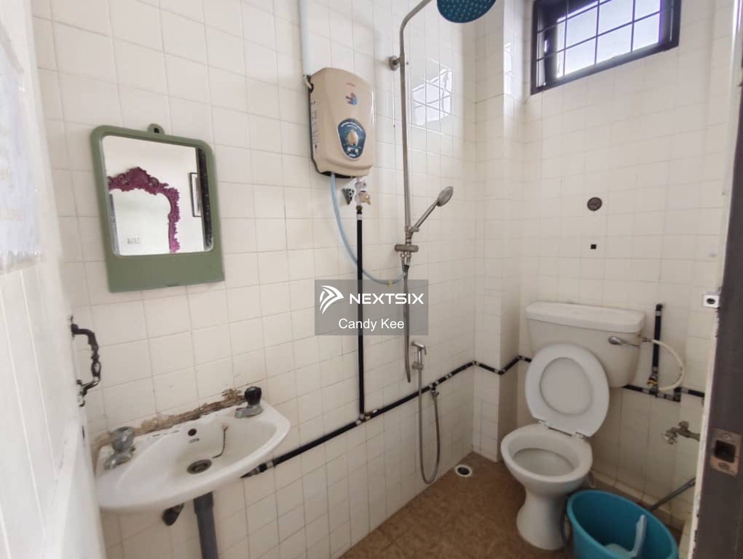 Semi-detached House For Sale in Kuching Sarawak - Image 6