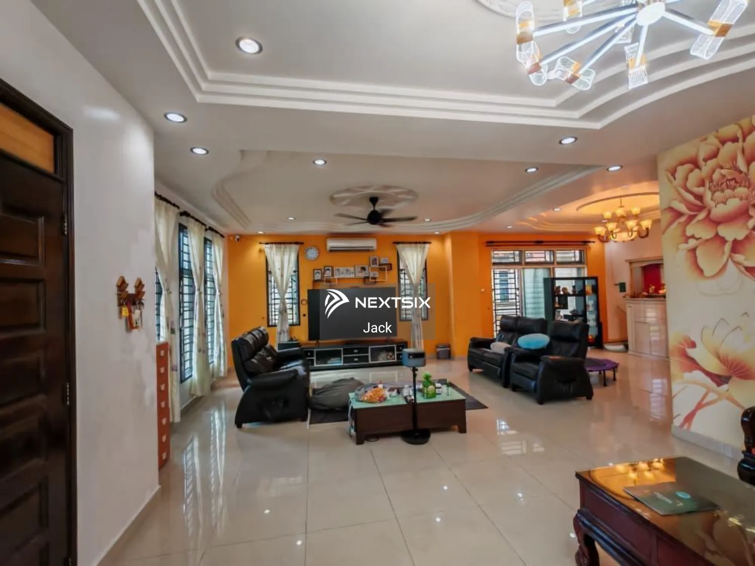 Semi-detached House For Sale in Ulu Tiram Johor