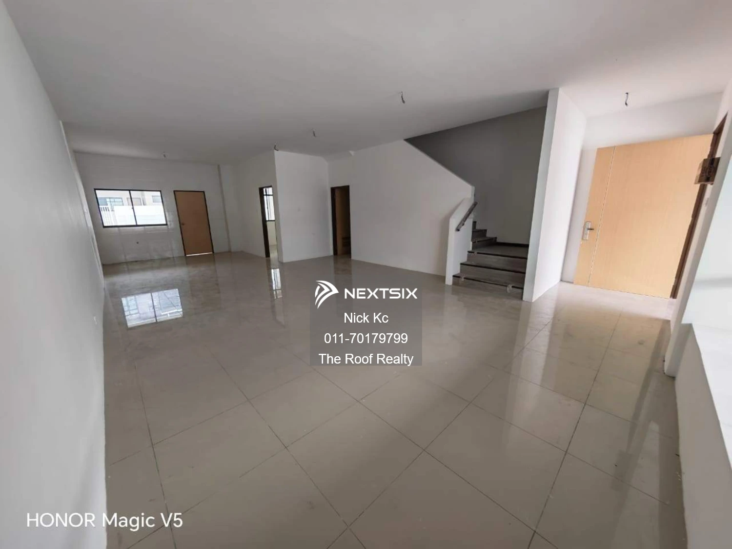 2-sty Terrace/Link House For Sale in Kota Samarahan Sarawak - Image 8
