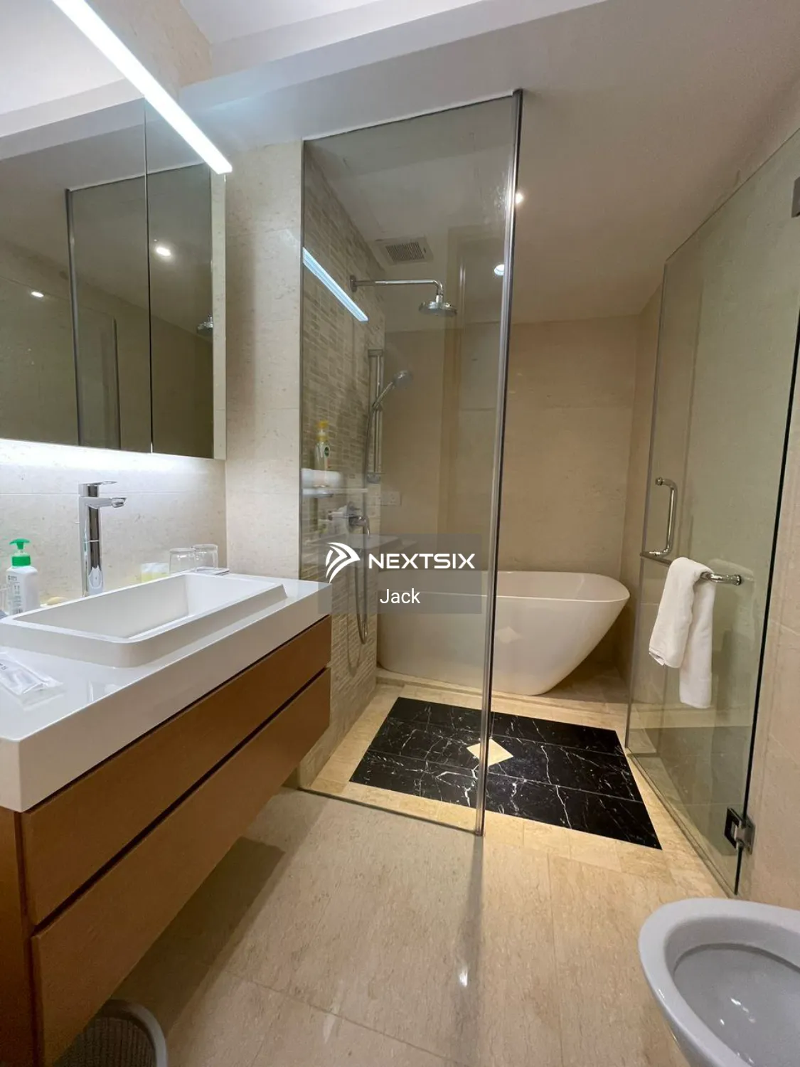 Serviced Residence For Sale in Puteri Harbour Johor - Image 6