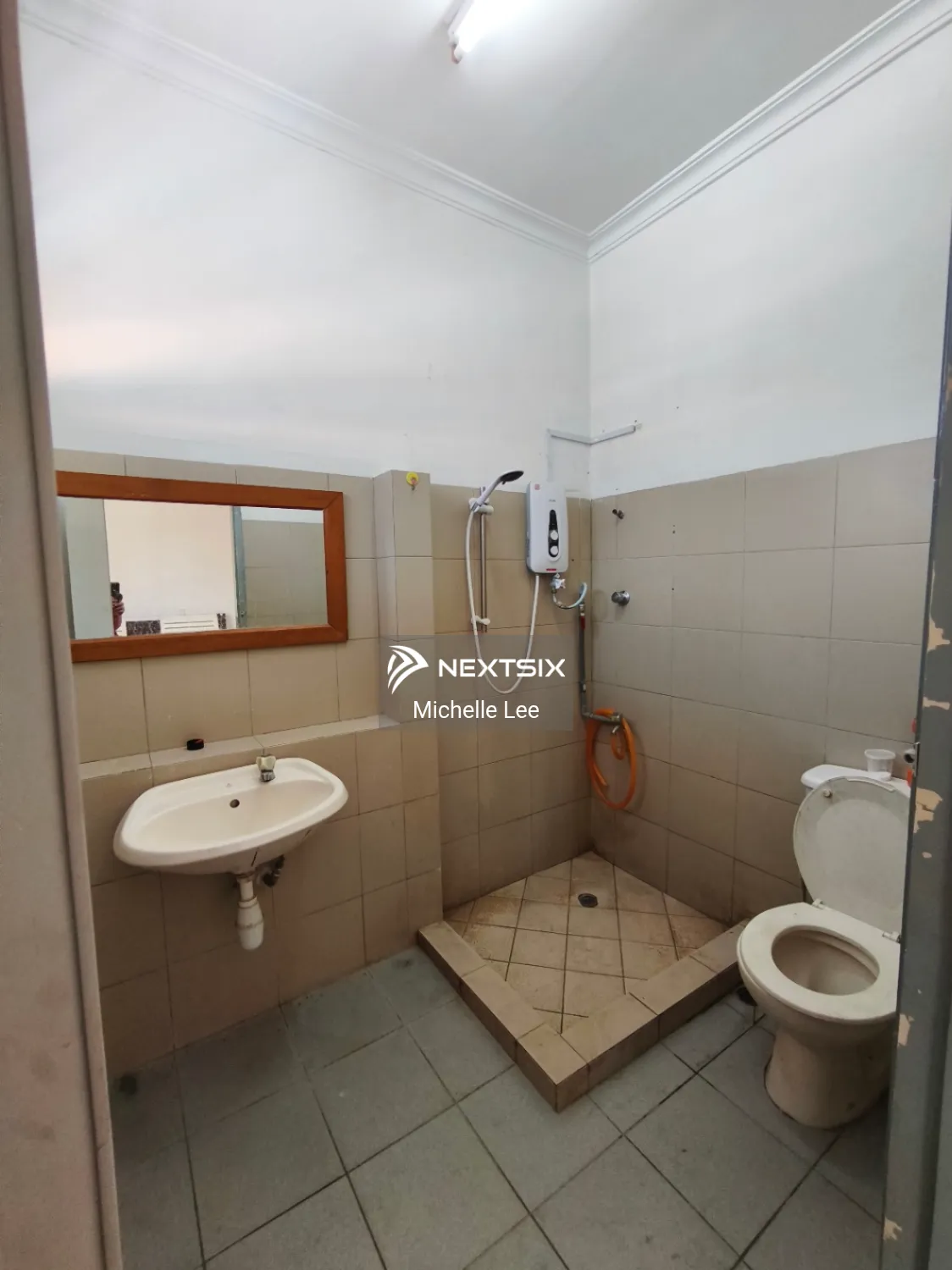 Semi-detached House For Rent in Penampang Sabah - Image 18