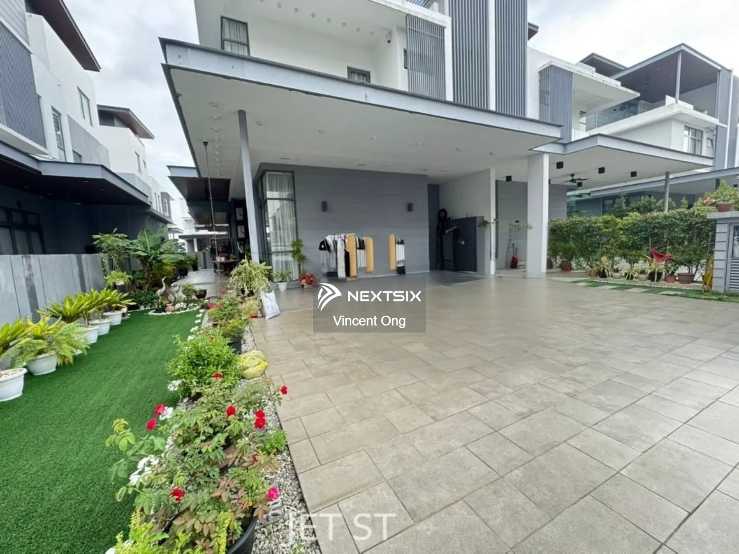 Semi-detached House For Sale in Shah Alam Selangor