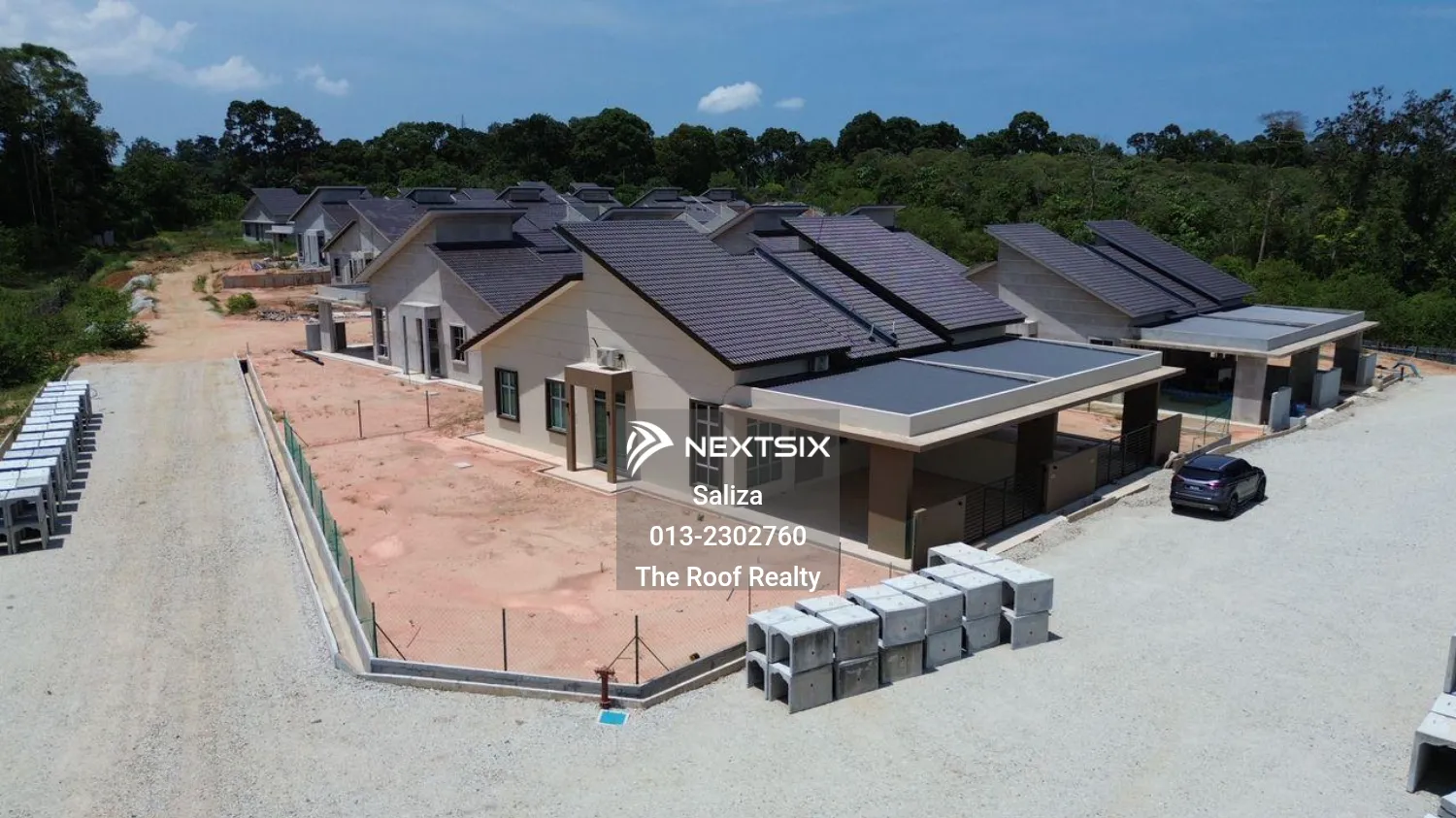 Semi-detached House For Sale in Balok Pahang