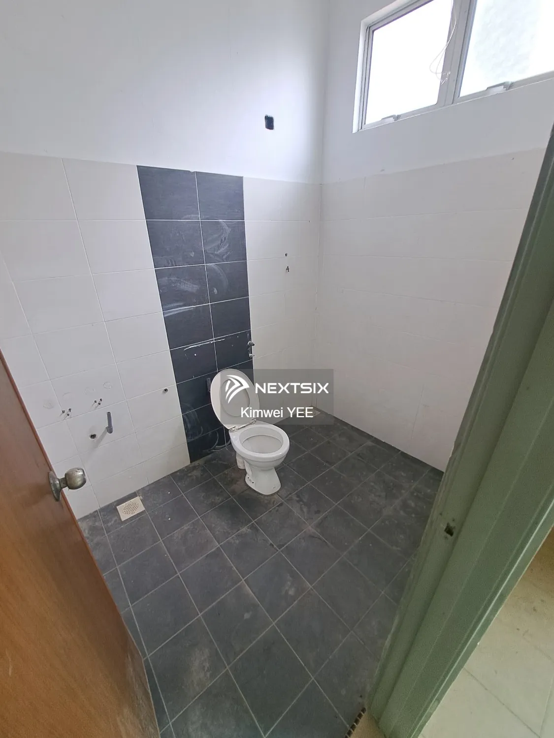 Semi-detached House For Sale in Balok Pahang - Image 16