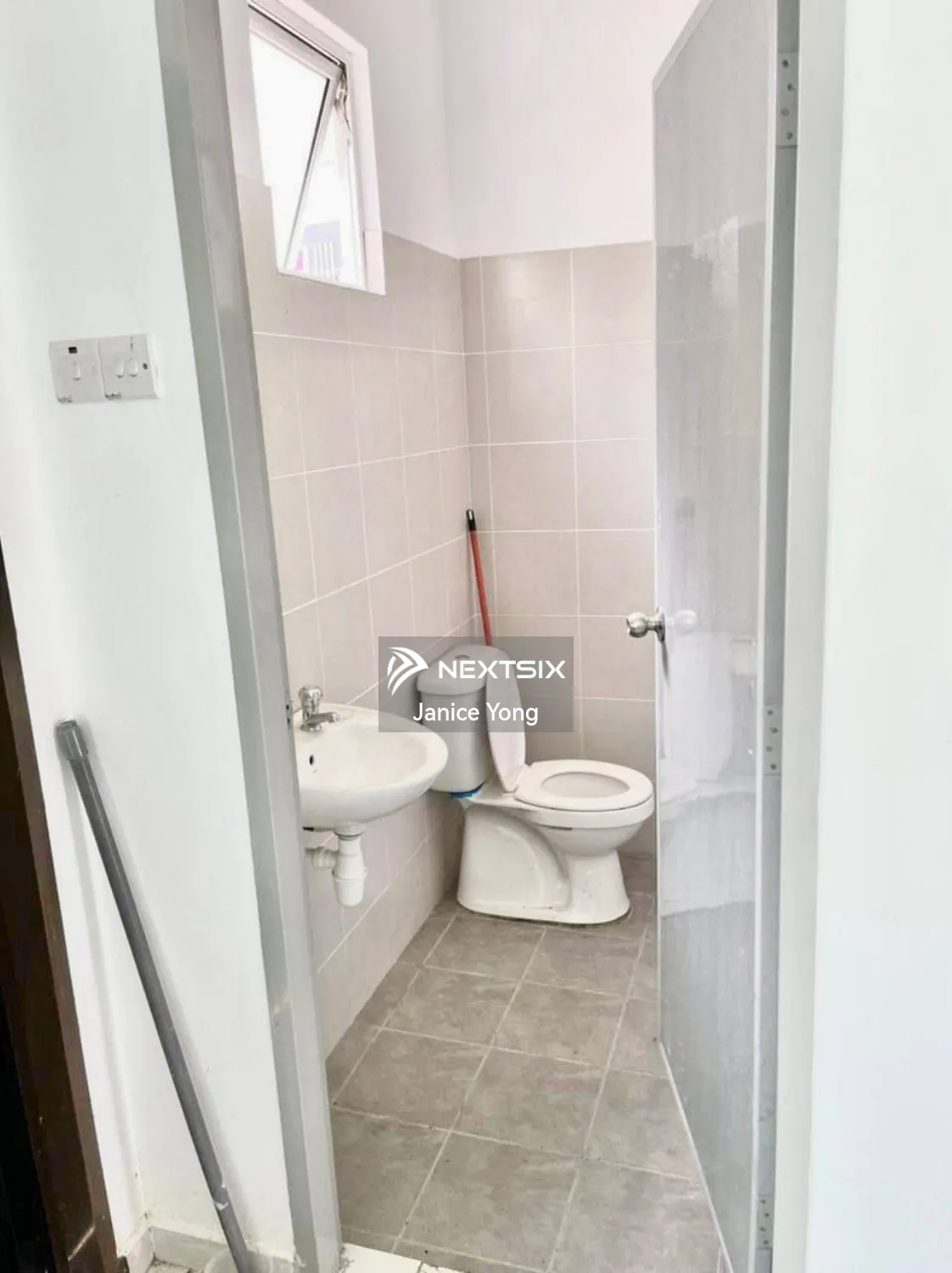 2-sty Terrace/Link House For Sale in Senai Johor - Image 8