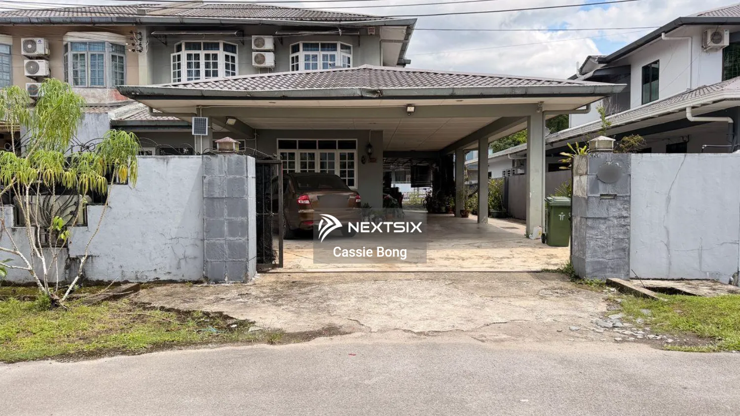 Semi-detached House For Sale in Kuching Sarawak