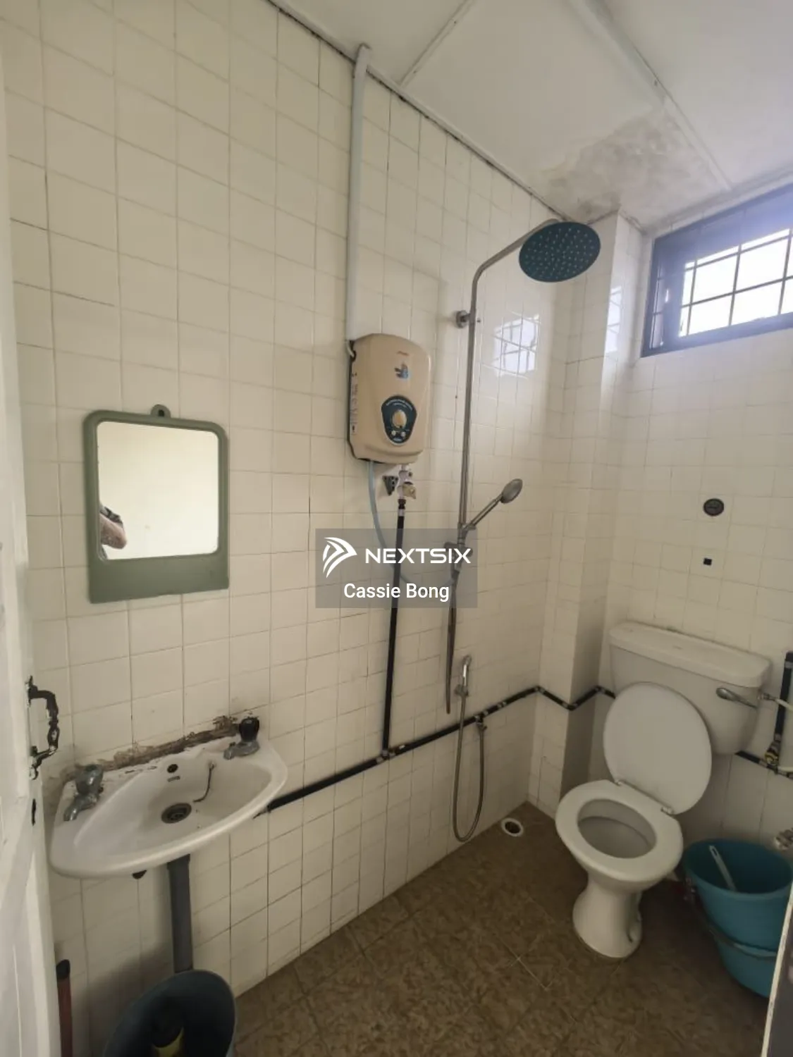 Semi-detached House For Sale in Kuching Sarawak - Image 14