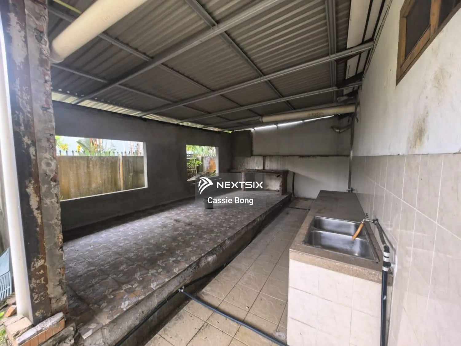 Semi-detached House For Sale in Kuching Sarawak - Image 9