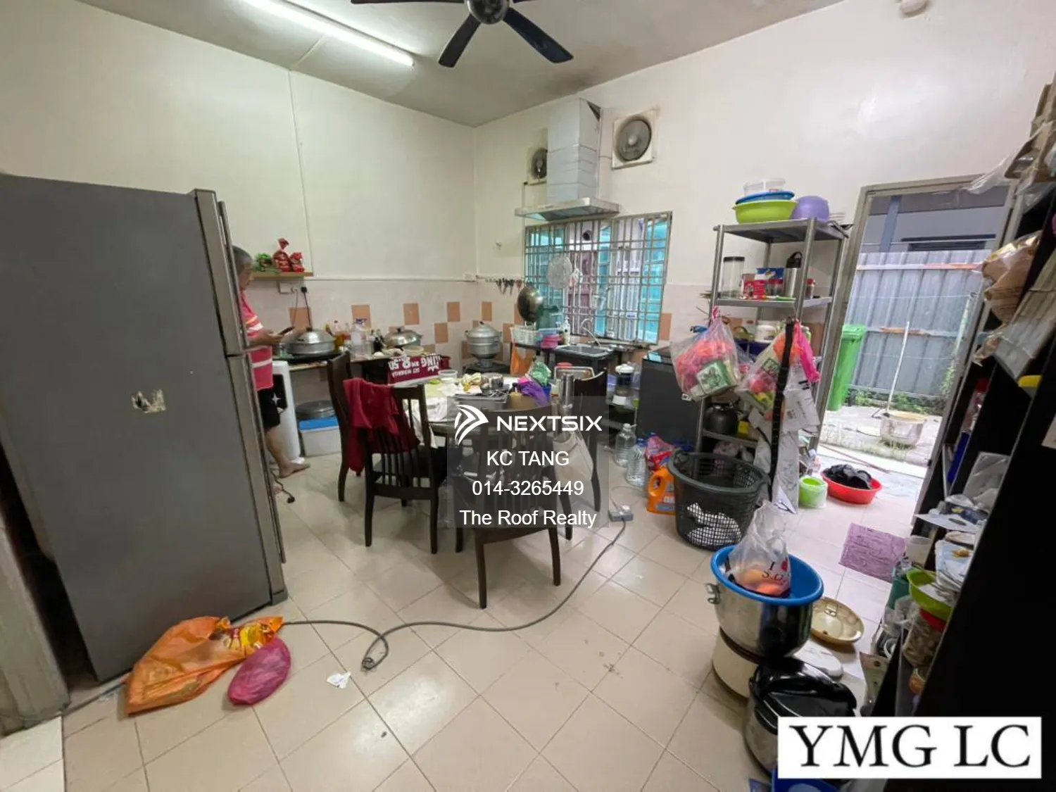 Semi-detached House For Sale in Klang Selangor - Image 6