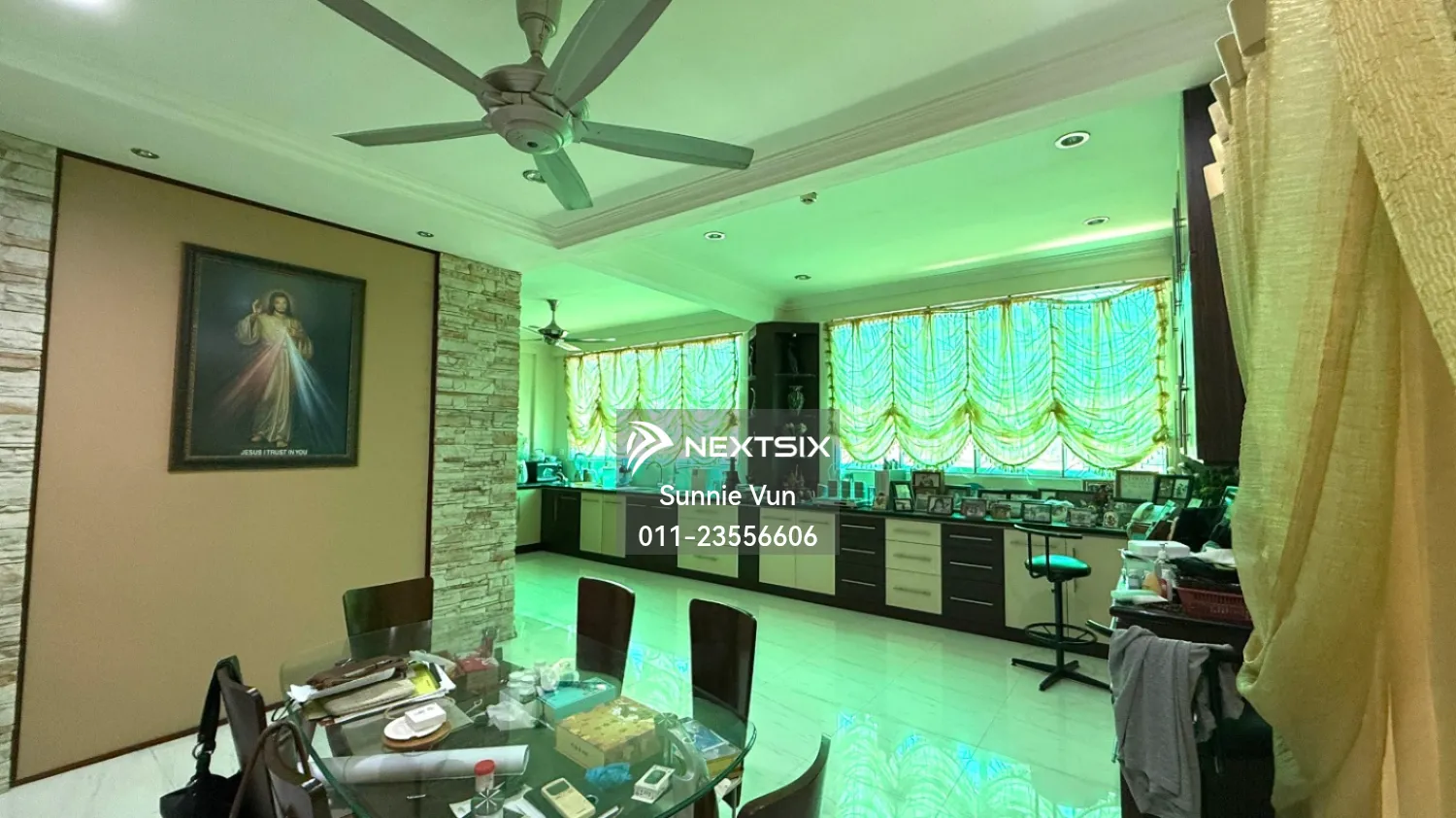 Semi-detached House For Sale in Kuching Sarawak - Image 8