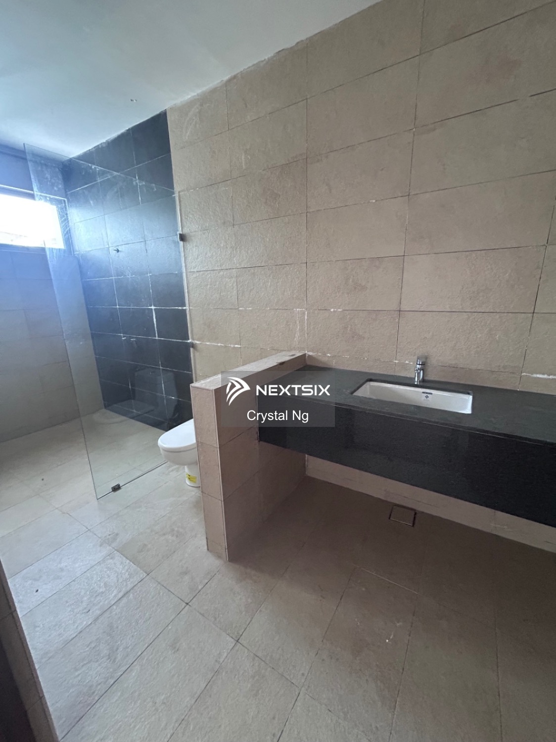 3-sty Terrace/Link House For Sale in Kuching Sarawak - Image 6